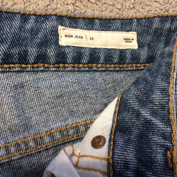 PacSun Embroidered roses Mom’s Jeans sz 29 - Picture 7 of 11